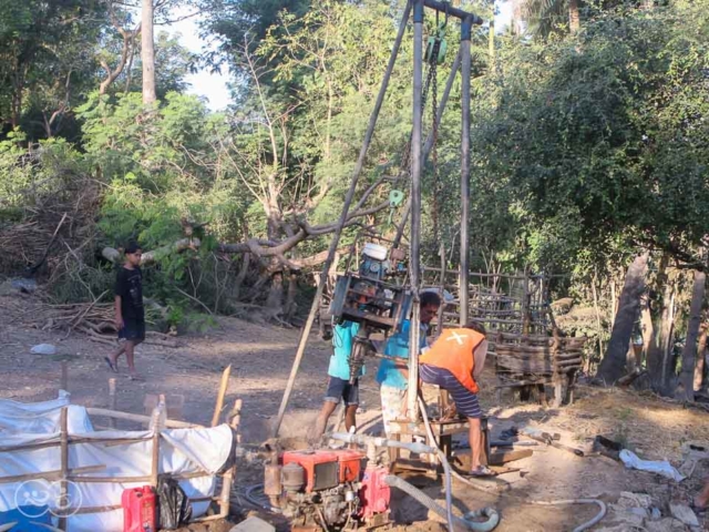 Construction of the first 6500 liter ferrocement tank