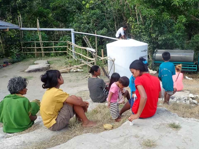 Construction of the first 6500 liter ferrocement tank