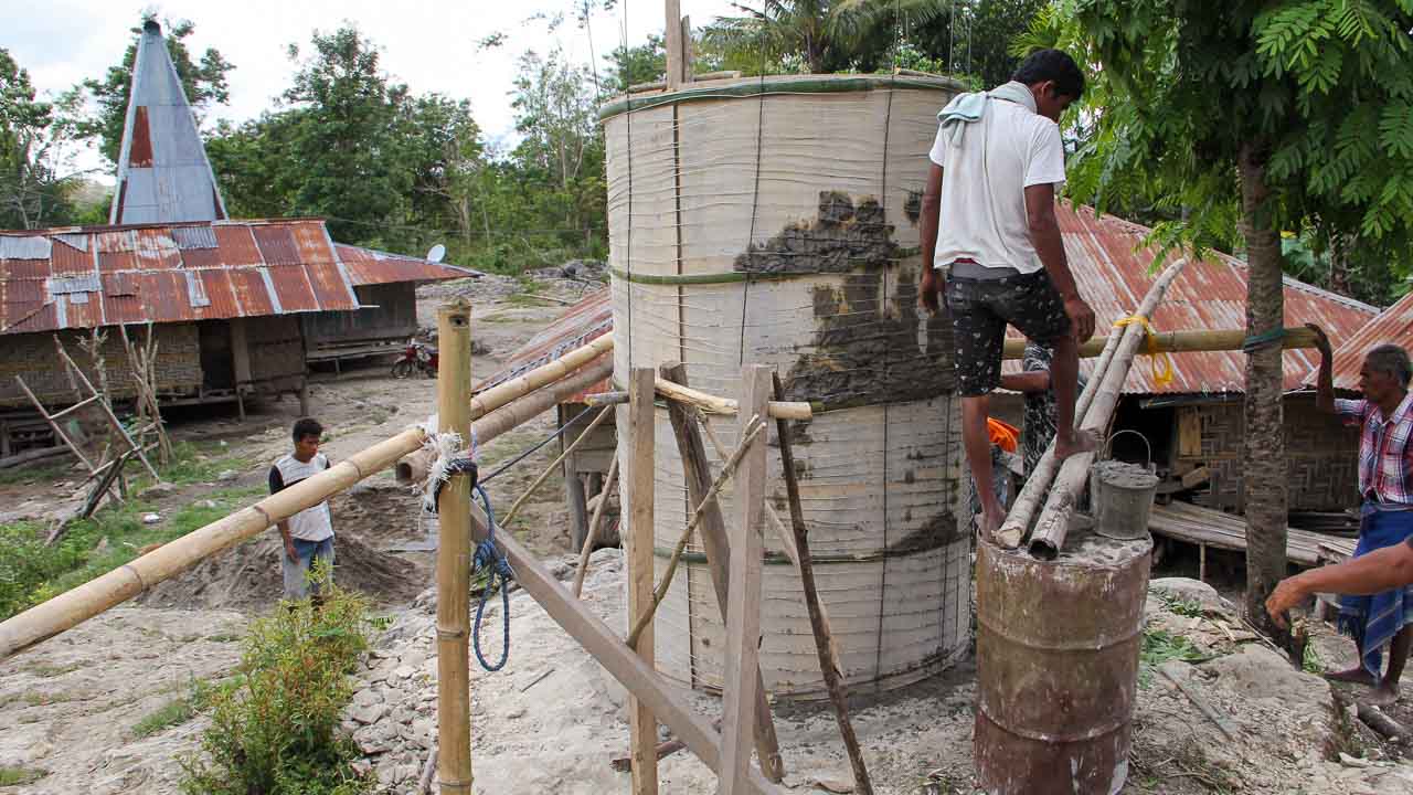 Construction of water reservoir as part of Water Connections Project