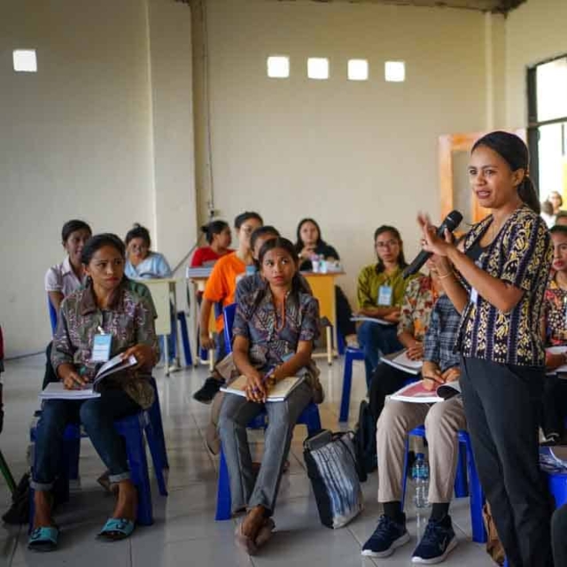 Primary medical care training for 60 teachers in East Sumba Primary medical care training for 60 teachers