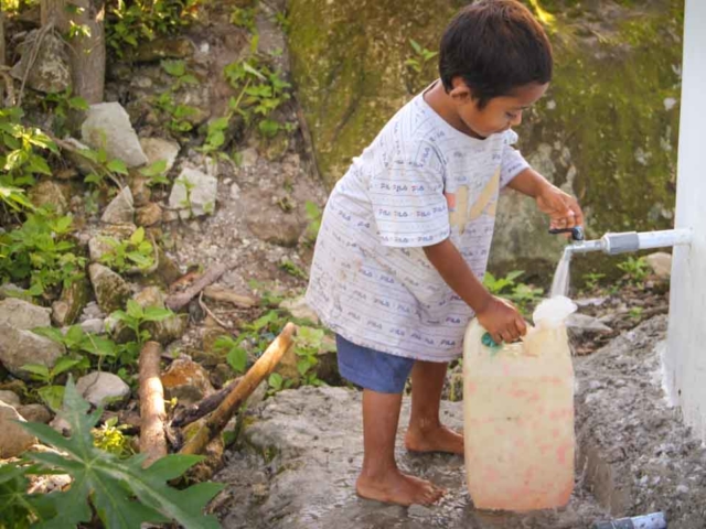 Water Connections, clean and healthy water is everywhere now.