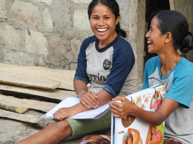 Learning together how to live healthier in East Sumba.