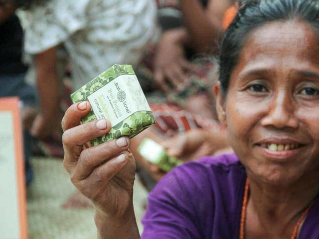 Learning together how to live healthier in East Sumba.