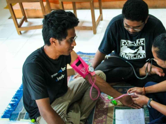 We assess the cases of patients cared for by Kawan Sehat agents in the village of Lapinu, Sumba Timur.