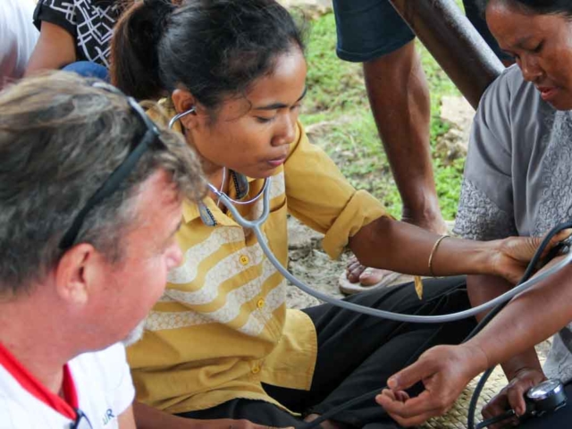 We assess the cases of patients cared for by health workers in the village of Mbinudita, Sumba Timur.