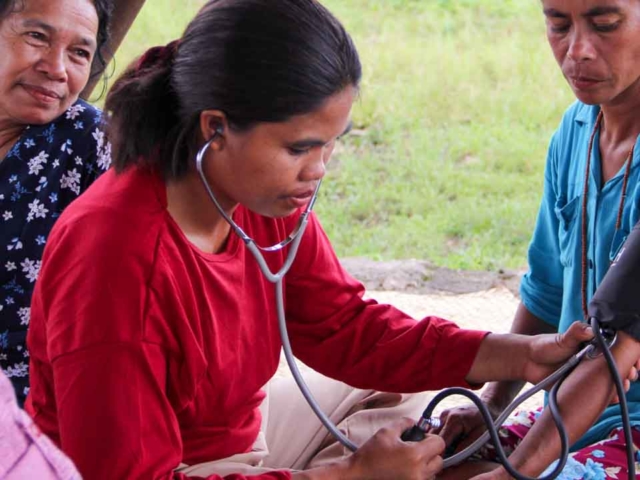 We assess the cases of patients cared for by health workers in the village of Mbinudita, Sumba Timur.