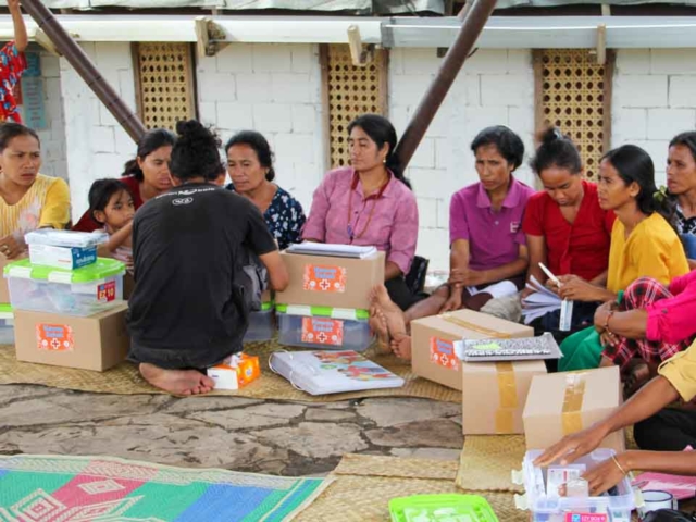 We assess the cases of patients cared for by health workers in the village of Mbinudita, Sumba Timur.