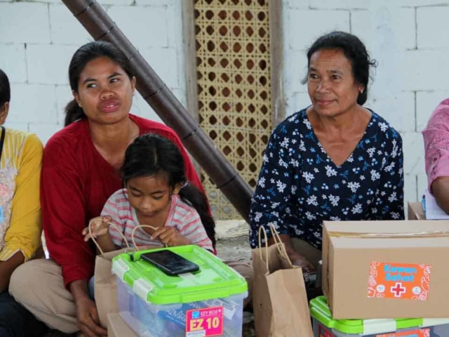 We assess the cases of patients cared for by health workers in the village of Mbinudita, Sumba Timur.