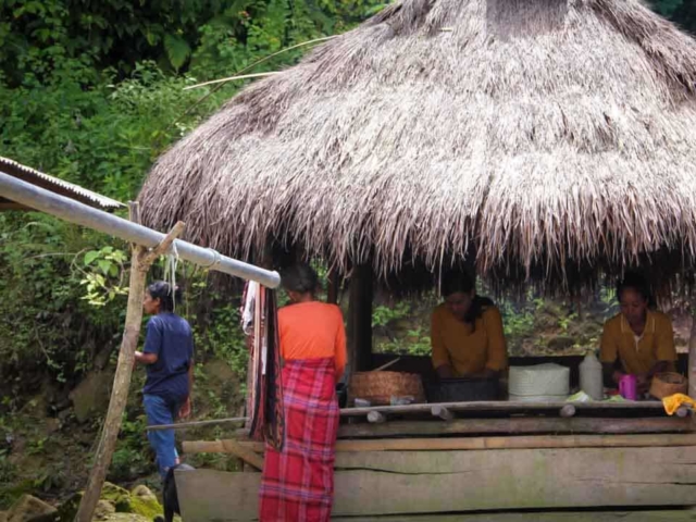 We assess the cases of patients cared for by health workers in the village of Kabanda, Sumba Timur.