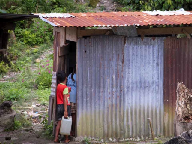 We assess the cases of patients cared for by health workers in the village of Kabanda, Sumba Timur.