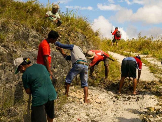 Repair of access to Laindatang village