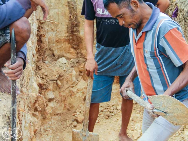 Construction of the first sanitary facilities in the village