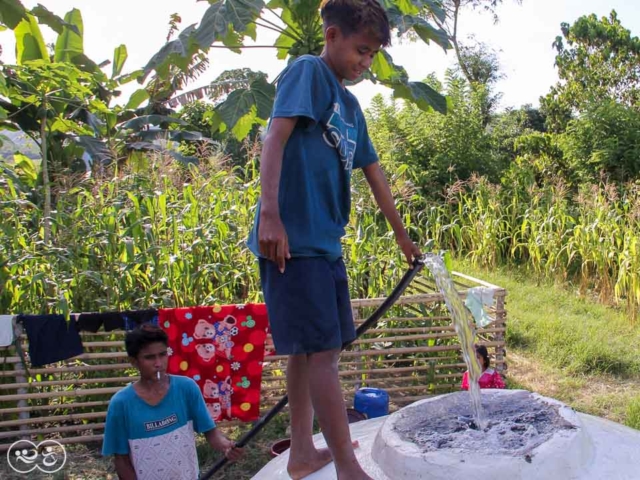 Drilling for Clean Water Changes Lives in East Sumba.