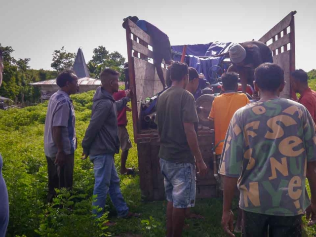 We are taking the 6-ton drill to the Laindatang site.