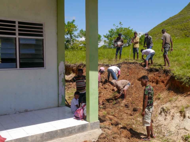 We build 5000-litre ferrocement water tanks in rural areas.