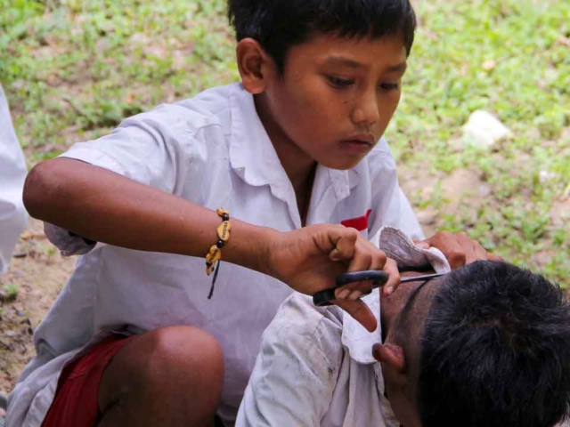 Resilience and Laughter: Haircuts and Hygiene in Ultra-Rural Laindatang.