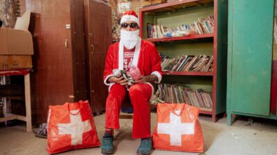 A Joyful Christmas Celebration in an Ultra-Rural Village of East Sumba | The Fair Future Foundation Children and families in an East Sumba village celebrate Christmas with gifts, shared meals, and joyful moments organized by Fair Future.