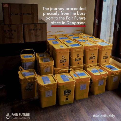 2,224 SolarBuddy Lamps Stored at Rumah Kambera
