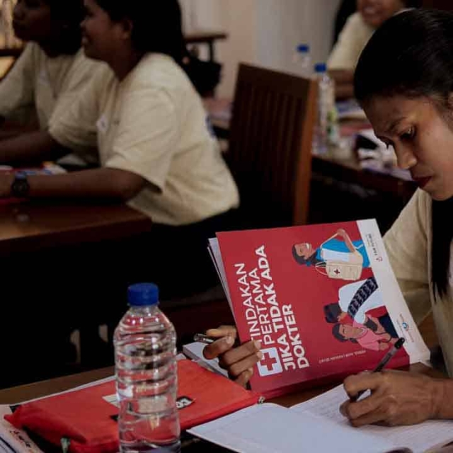 Kawan Sehat agents during a May 2025 medical training in East Sumba