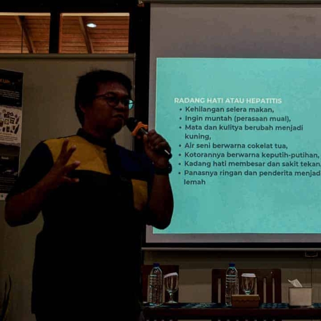 Kawan Sehat agents during a May 2025 medical training in East Sumba
