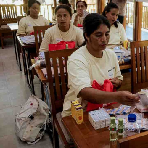 Kawan Sehat agents during a May 2025 medical training in East Sumba