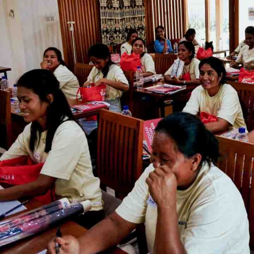 Kawan Sehat agents during a May 2025 medical training in East Sumba