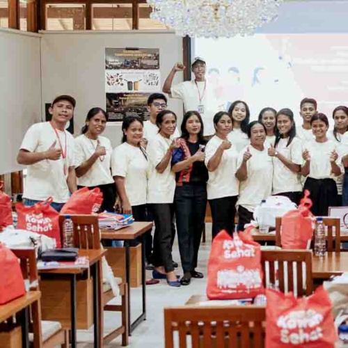 Kawan Sehat agents during a May 2025 medical training in East Sumba