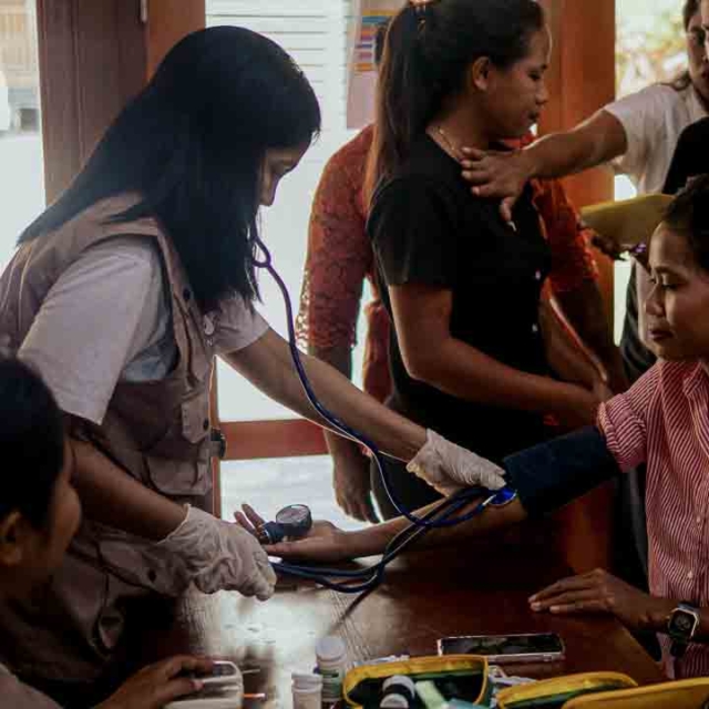 Kawan Sehat agents during a May 2025 medical training in East Sumba