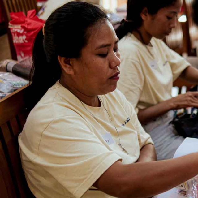Kawan Sehat agents during a May 2025 medical training in East Sumba