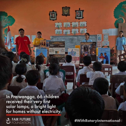 SolarBuddy Lamp Distribution in Praiwangga