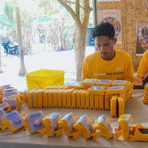 SolarBuddy Quality Control in Sumba