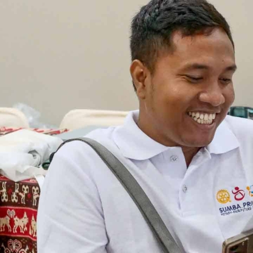 Malaria diagnostics training for all East Sumba analysts