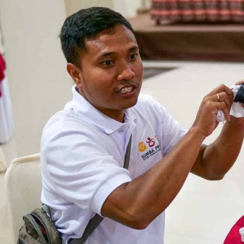 Malaria diagnostics training for all East Sumba analysts
