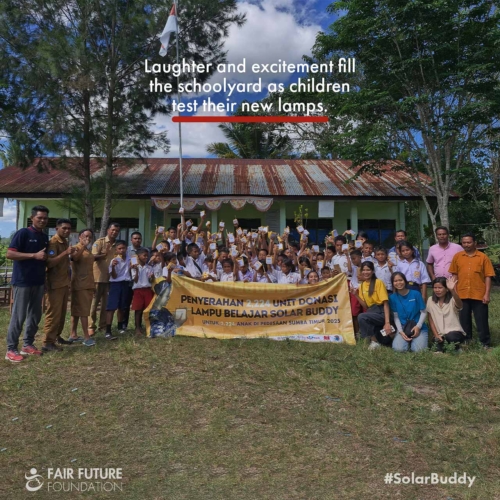 SolarBuddy at Matawai Kurang school Child assembling SolarBuddy clean light in Matawai Kurang classroom