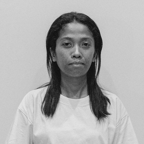 Kawan Sehat health agents in East Sumba Kawan Sehat health agents providing primary medical care in a remote East Sumba village