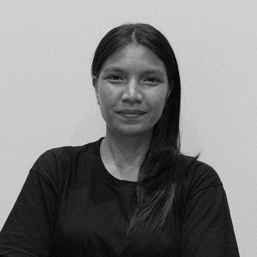 Kawan Sehat health agents in East Sumba Kawan Sehat health agents providing primary medical care in a remote East Sumba village