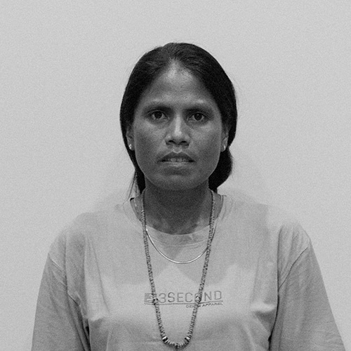 Kawan Sehat health agents in East Sumba Kawan Sehat health agents providing primary medical care in a remote East Sumba village