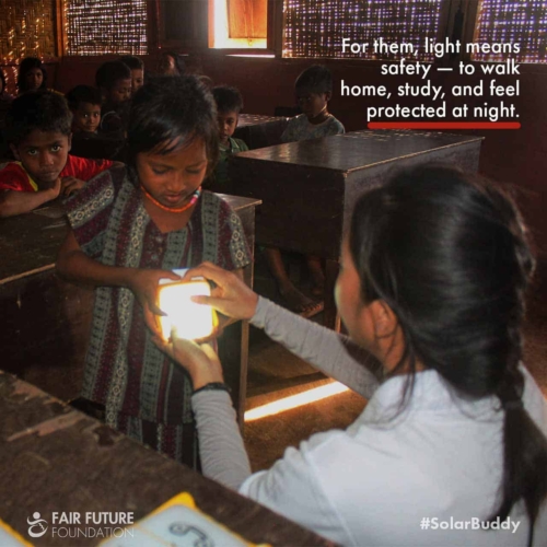Matawai Pandangu solar lamp training East Sumba