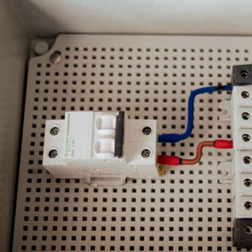 SDN Mbajik solar install – East Sumba Haray school with solar panels and battery–inverter – solar electrification SDN Mbajik
