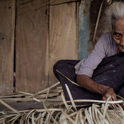 SDN Mbajik solar install – East Sumba Haray school with solar panels and battery–inverter – solar electrification SDN Mbajik
