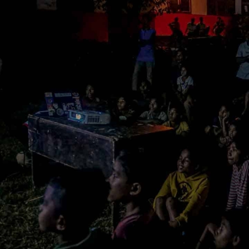 SDN Mbajik solar install – East Sumba Haray school with solar panels and battery–inverter – solar electrification SDN Mbajik