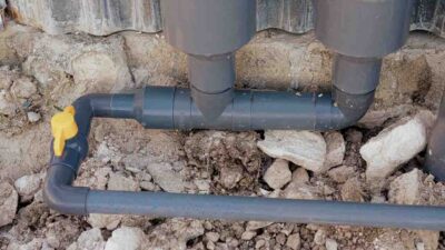 Filtration pipe system installed on the 115 m3 water reservoir in Laindatang to remove debris before water storage