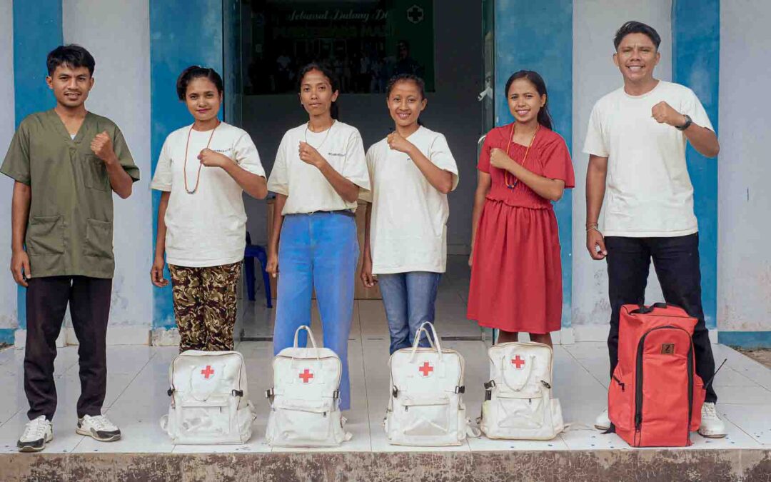 Kawan Sehat health agents and nurse coordinator at Mahu Puskesmas in East Sumba