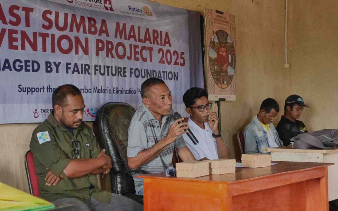 Indoor Residual Spraying training for malaria prevention in Umalulu, East Sumba.