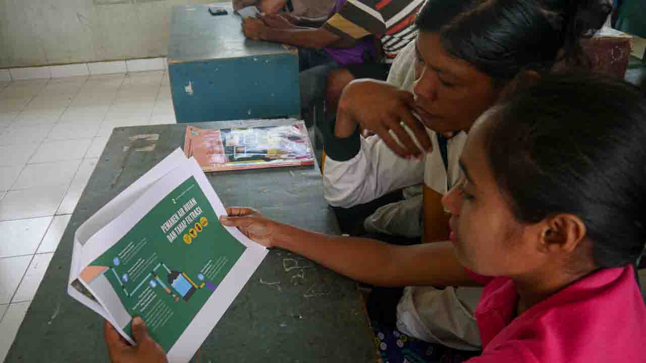 Field-based humanitarian action and working principles Field-based humanitarian action illustrating working principles through medical care, water access, education, and community engagement