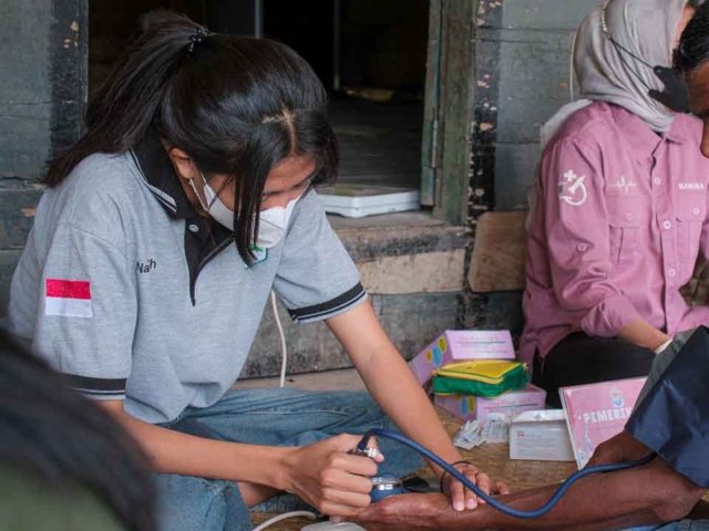 Medical Outreach Madutolung East Sumba