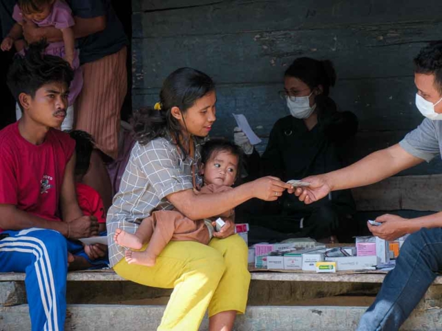 Medical Outreach Madutolung East Sumba Medical Outreach Madutolung East Sumba