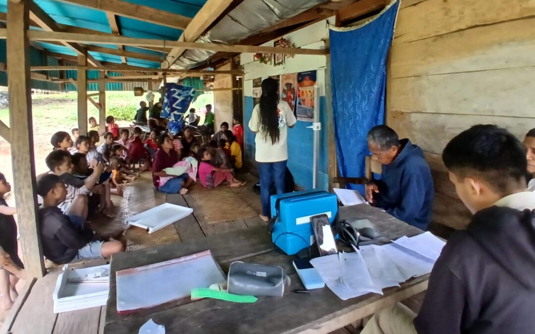 Desiana Brings Community Health Education into Lahiru’s Posyandu Care
