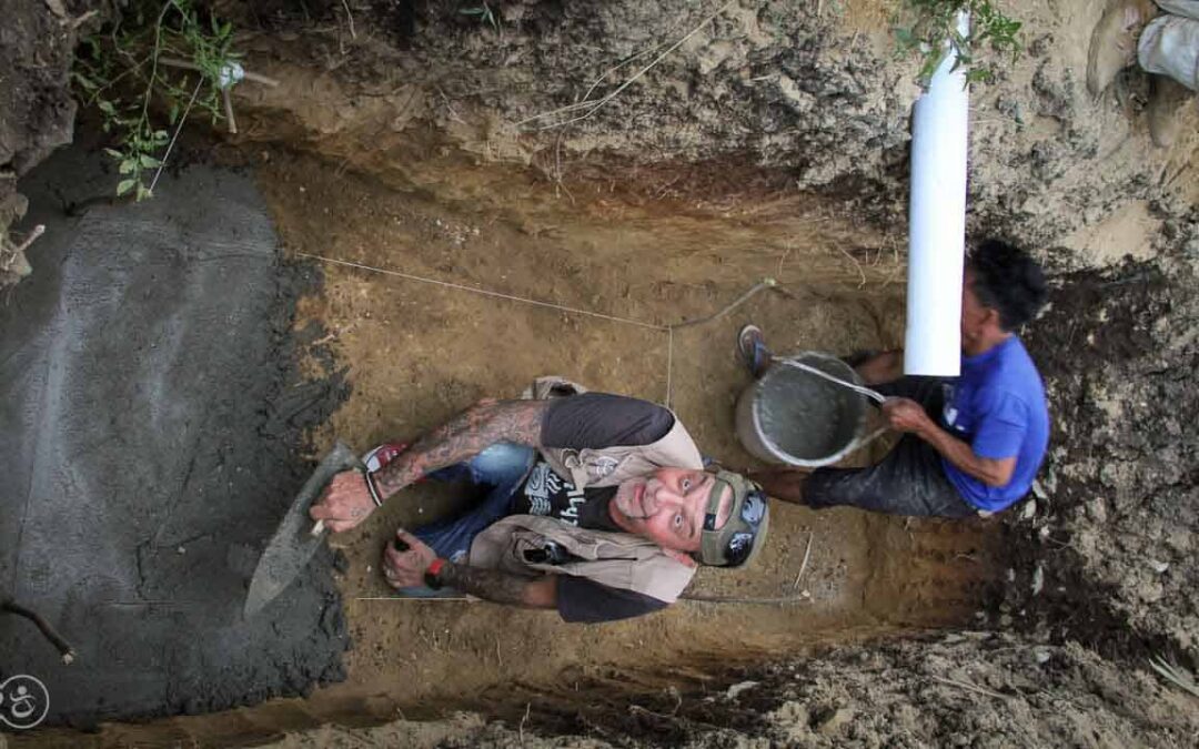 Water connections on the Mbinudita site also means building sanitary facilities for 2,500 people.