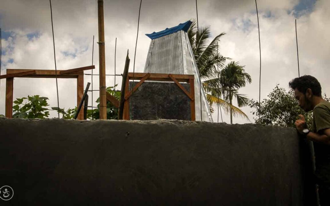 Water connections on the Mbinudita site also means building sanitary facilities for 2,500 people.